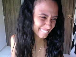 amyharloww live webcam show