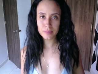 amyharloww live webcam show