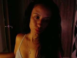 amyharloww live profile