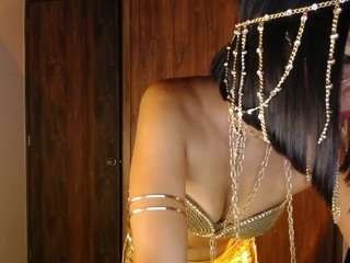 Amyharloww live cam preview