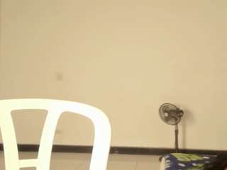 carolinagomezz Live Webcam on CamSoda