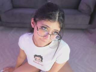 corinne-benson webcam