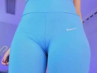 Curvy Corinne