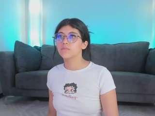 Curvy Corinne