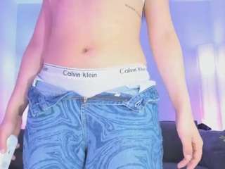 Curvy Corinne