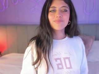 corinne-benson Sex Cam Show