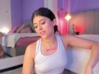 corinne-benson Sex Cam Show