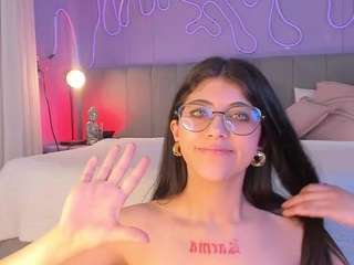 corinne-benson Sex Cam Show