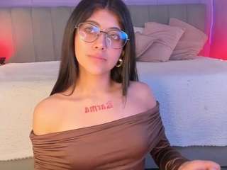 corinne-benson Sex Cam Show