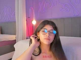Curvy Corinne