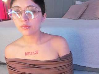 Curvy Corinne