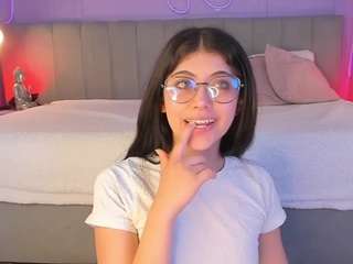 corinne-benson live webcam show