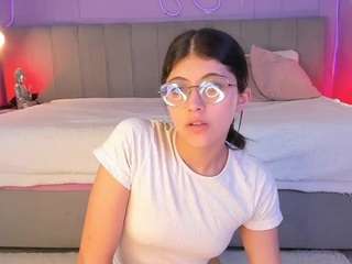corinne-benson live webcam show