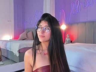 Curvy Corinne