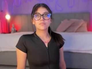 Curvy Corinne