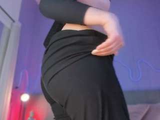 Curvy Corinne