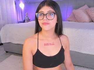 Curvy Corinne