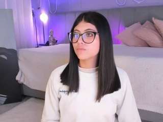 corinne-benson live