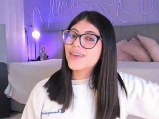 Curvy Corinne