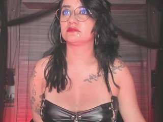 kyliemaxwell's CamSoda show and profile