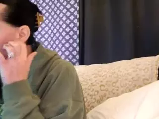 MrsStPatrick's Live Sex Cam Show
