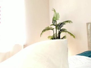 naomisunset webcam model