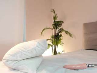 naomisunset Live Webcam on CamSoda