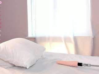 NaomiSunset live cam preview