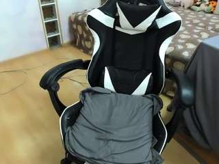 your_hotcutie live cam preview