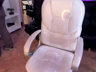 Kylie-firee's Live Sex Cam Show