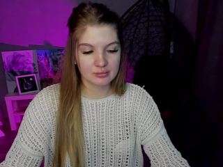 lilywilliamss's CamSoda show and profile