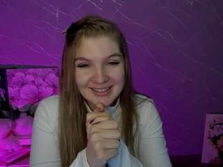 Эта модель сейчас онлайн. lilywilliamss