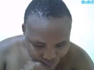 sweetbubbly254 webcam