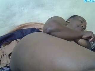 le modèle sweetbubbly254 est en webcam porno dans un show sur le site camsoda, il possède les tags suivants: amateur,middle-aged,wet,tease,strip,spank,solo,pussy,pov,orgasm,fingers,ass,feet,cum,brown eyes,black hair,bikini,big nipples,bedroom,average