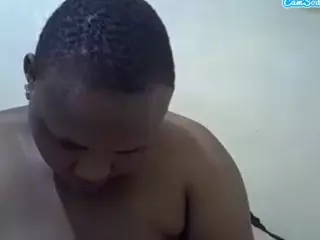 Sweetbubbly254's Live Sex Cam Show