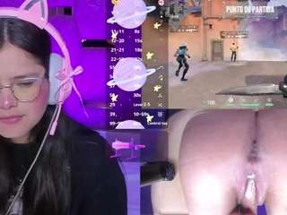 triannab Live Webcam on CamSoda