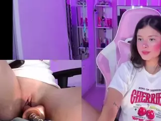 TriannaB's Live Sex Cam Show