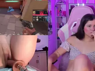 TriannaB's Live Sex Cam Show