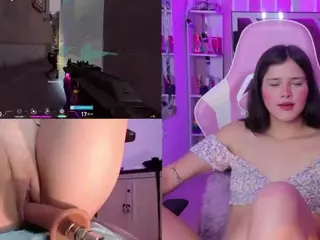 TriannaB's Live Sex Cam Show