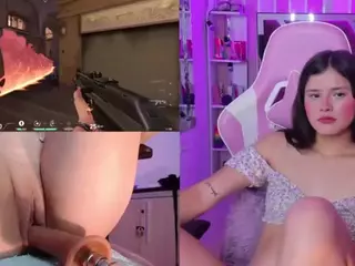 TriannaB's Live Sex Cam Show