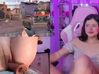 TriannaB's Live Sex Cam Show