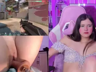TriannaB's Live Sex Cam Show