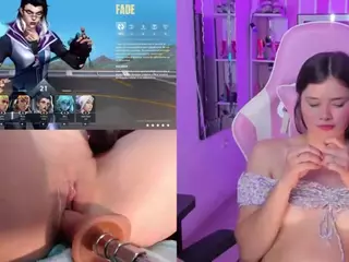 TriannaB's Live Sex Cam Show