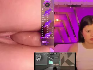 TriannaB's Live Sex Cam Show