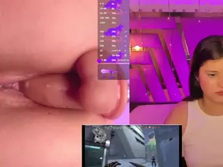 TriannaB's Live Sex Cam Show