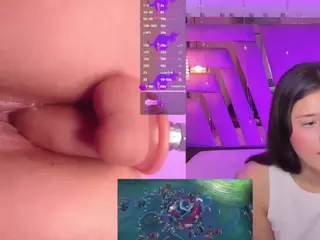 TriannaB's Live Sex Cam Show