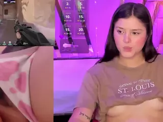 TriannaB's Live Sex Cam Show