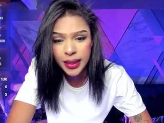 keytin-thomson Live Webcam on CamSoda