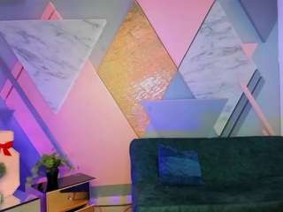 keytin-thomson Webcam Model Profile