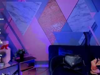 keytin-thomson Live Webcam on CamSoda